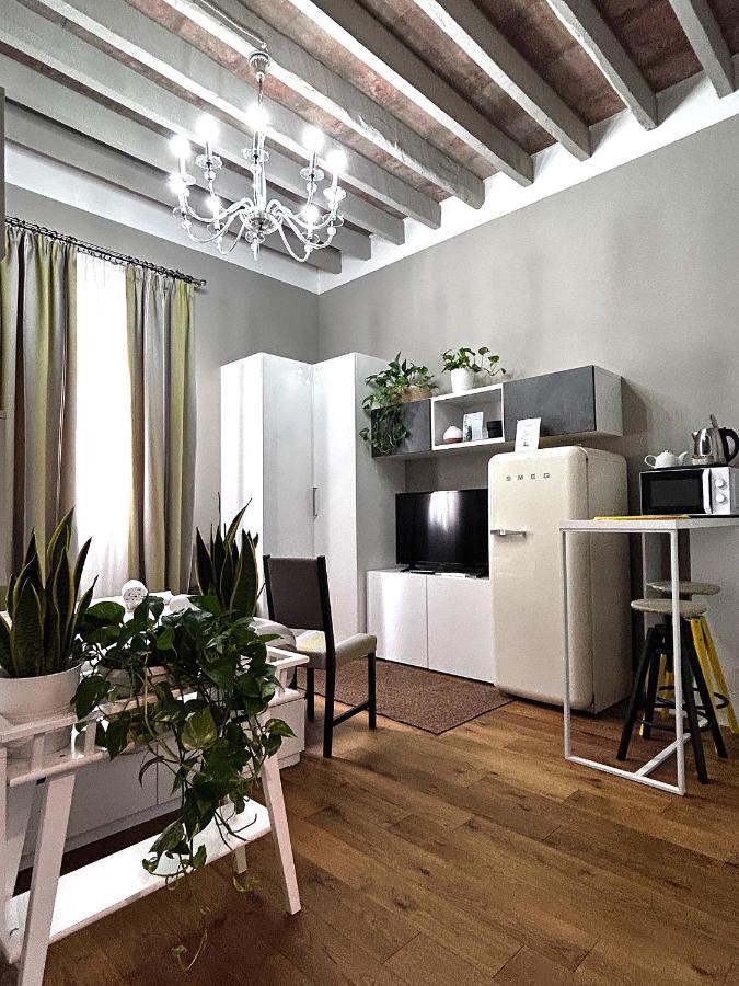 Room114 - Studio Apartment Near The Center فلورنس المظهر الخارجي الصورة